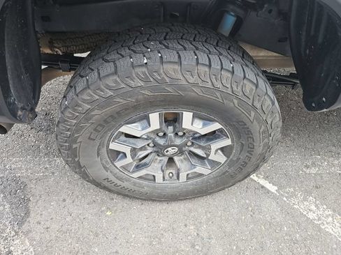 Used 2023 Toyota Tacoma TRD Off-Road AWD/4WD image 18