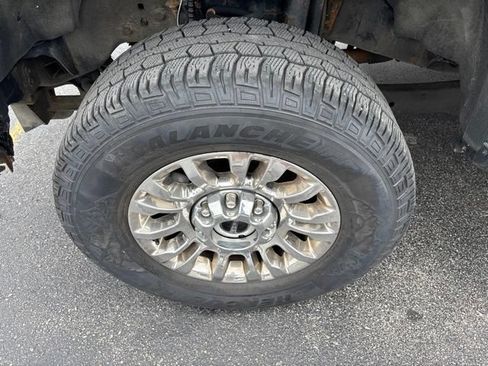 Used 2020 Ford F250 XLT w/ XLT Premium Package AWD/4WD image 11