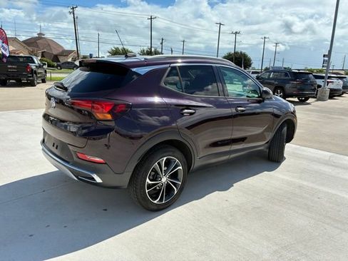 Used 2020 Buick Encore GX Essence w/ Advanced Technology Package FWD image 3