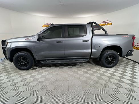 Used 2021 Chevrolet Silverado 1500 Custom Trail Boss AWD/4WD image 2