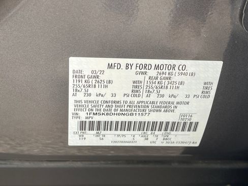 Used 2022 Ford Explorer XLT w/ Equipment Group 202A AWD/4WD image 40