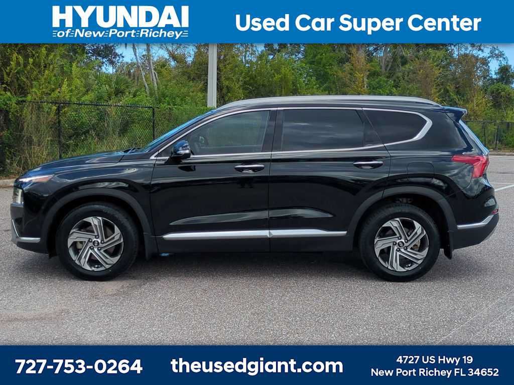 Certified 2023 Hyundai Santa Fe SEL w/ Premium Package FWD image 2