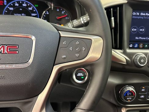 Used 2024 GMC Terrain Denali w/ Denali Premium Package AWD/4WD image 35