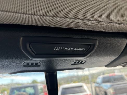 Used 2018 Jeep Wrangler Unlimited Sport S AWD/4WD image 25
