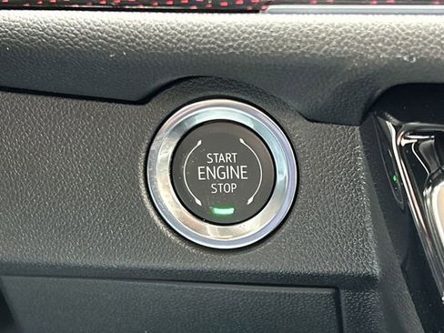 New 2026 Chevrolet Traverse RS image 28