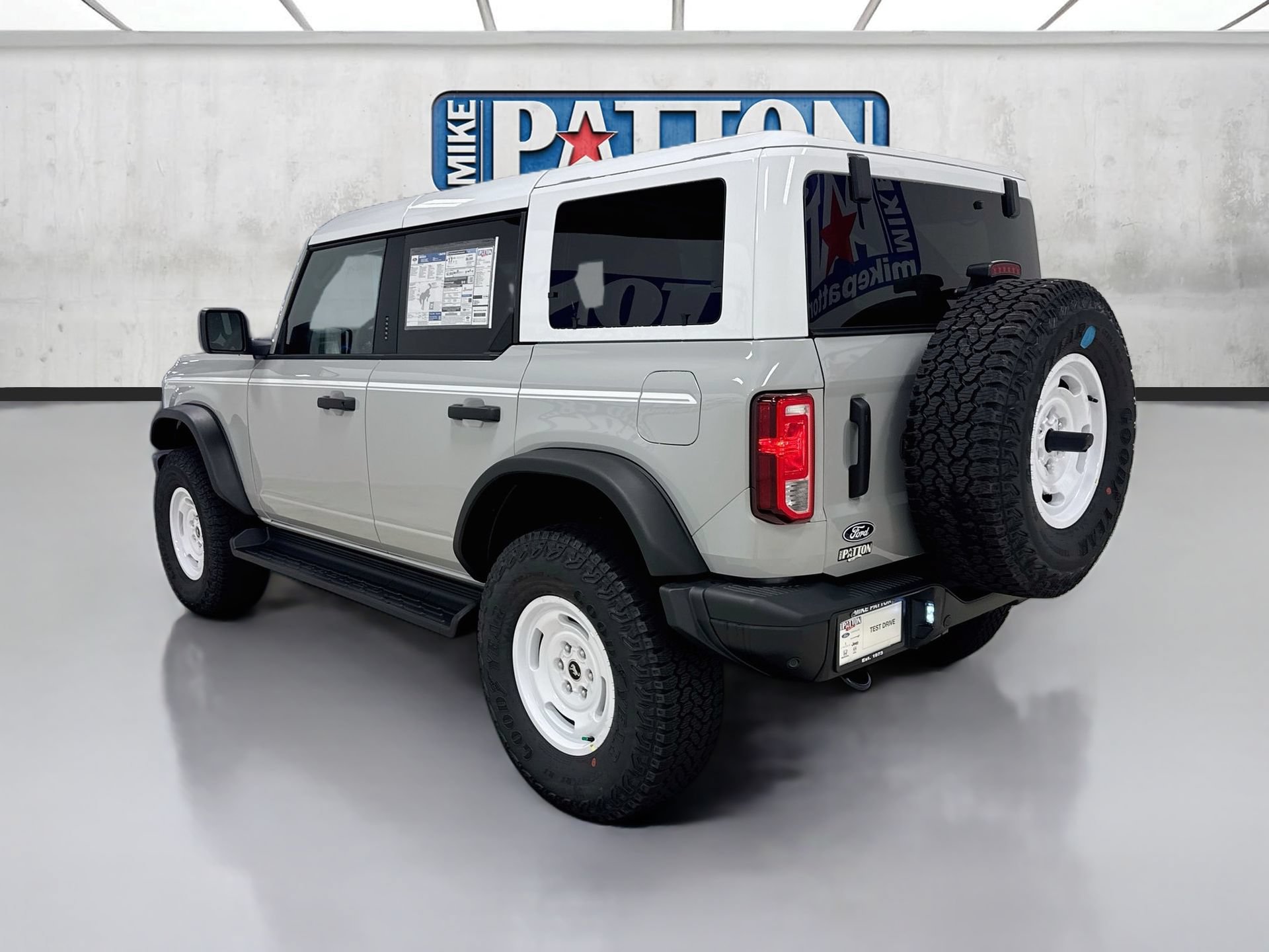 New 2026 Ford Bronco Heritage Edition AWD/4WD image 5