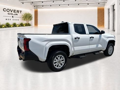 Used 2025 Toyota Tacoma SR AWD/4WD image 11