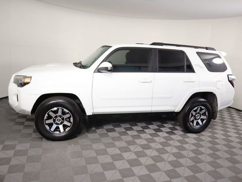 Used 2021 Toyota 4Runner TRD Off-Road image 8