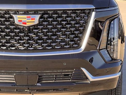 New 2026 Cadillac Escalade ESV Luxury image 8