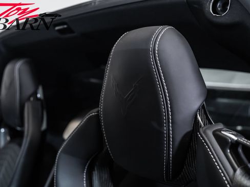 Used 2022 Chevrolet Corvette Stingray Preferred Cpe w/ Z51 Performance Package RWD image 30