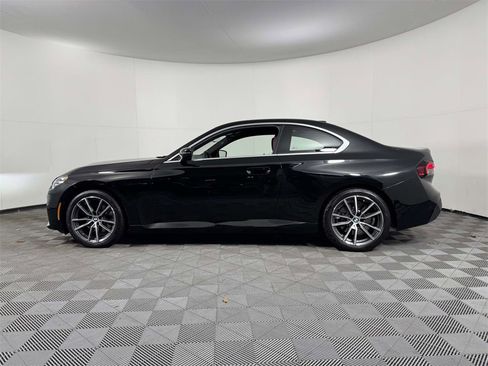 Used 2023 BMW 230i xDrive Coupe w/ Convenience Package image 11