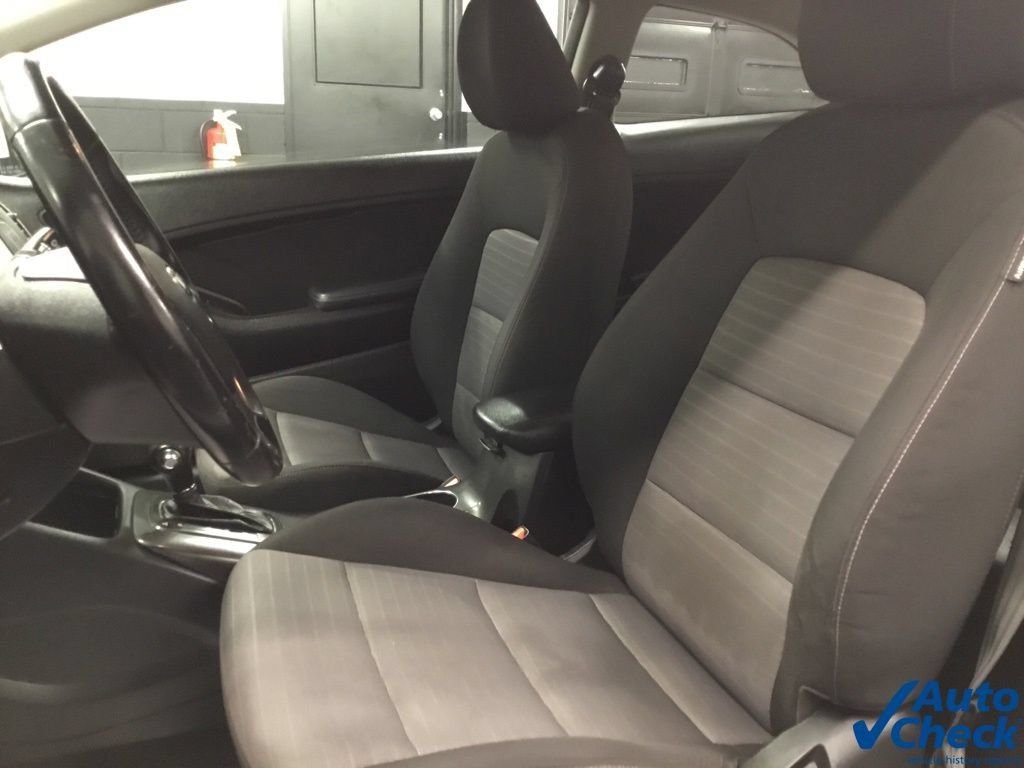 Used 2015 Kia Forte Koup EX FWD image 22