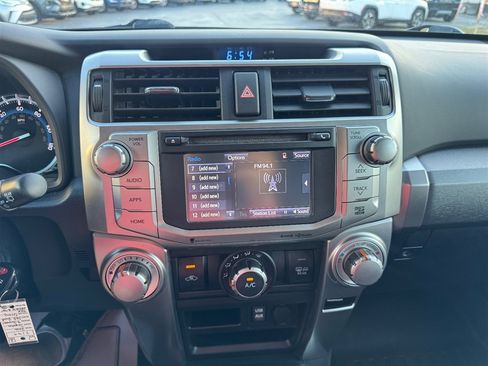 Used 2016 Toyota 4Runner SR5 image 15