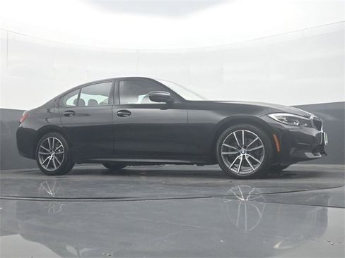 Used 2019 BMW 330i xDrive 330i xDrive image 27