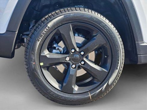 New 2026 Jeep Grand Cherokee Limited w/ Limited Altitude Package RWD image 11