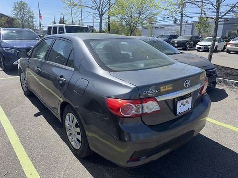 Used 2013 Toyota Corolla LE FWD image 4