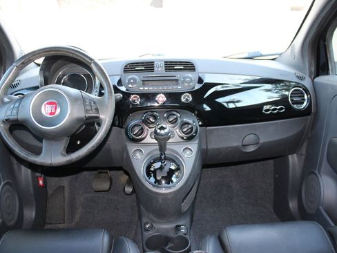 Used 2015 FIAT 500 Sport FWD image 10