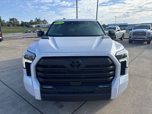 Used 2024 Toyota Tundra Limited image 3