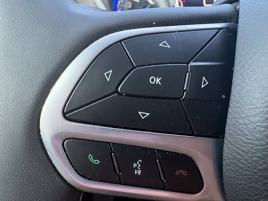 Used 2022 Chrysler Pacifica Touring-L FWD image 19