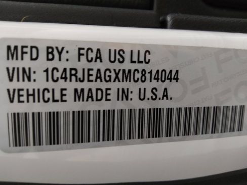 Used 2021 Jeep Grand Cherokee Freedom Edition RWD image 33