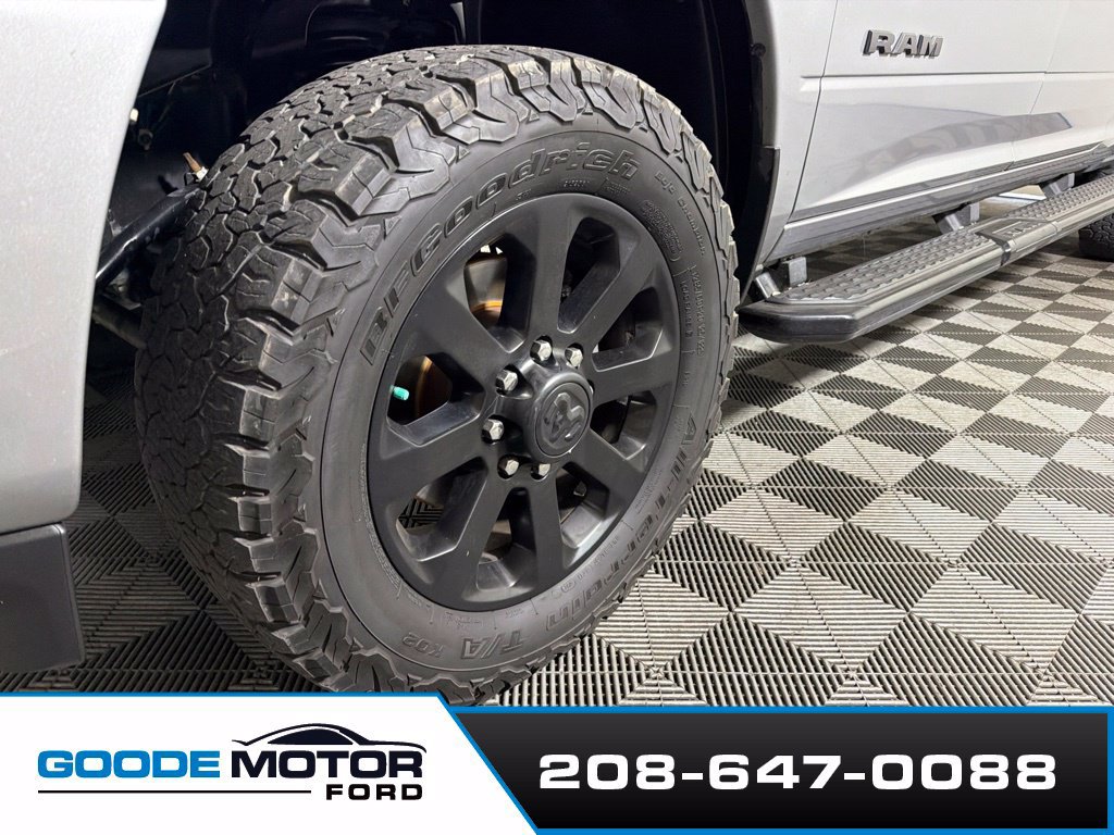 Used 2022 RAM 2500 Big Horn w/ Level C Equiment Group AWD/4WD image 28