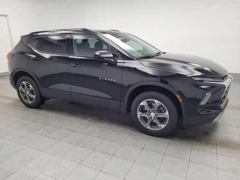 Used 2024 Chevrolet Blazer LT w/ Convenience Package FWD image 11