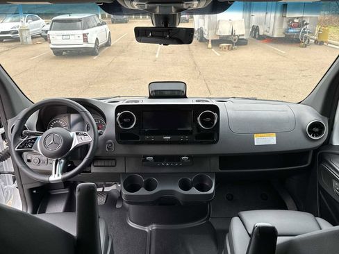 New 2026 Mercedes-Benz Sprinter 2500 image 14