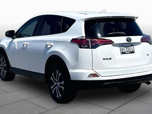 Used 2018 Toyota RAV4 LE w/ All Weather Liner Package FWD image 11