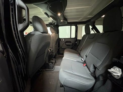 New 2026 Jeep Wrangler Unlimited Sport image 21