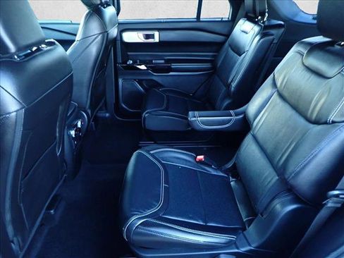 Used 2023 Ford Explorer ST w/ Equipment Group 401A image 10