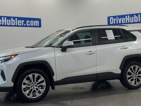 Used 2025 Toyota RAV4 XLE Premium FWD image 4
