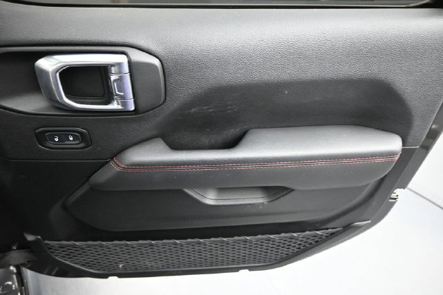 Used 2021 Jeep Wrangler Unlimited Rubicon AWD/4WD image 25