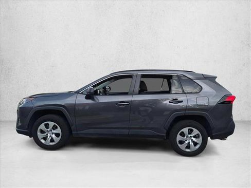 Used 2021 Toyota RAV4 LE FWD image 8