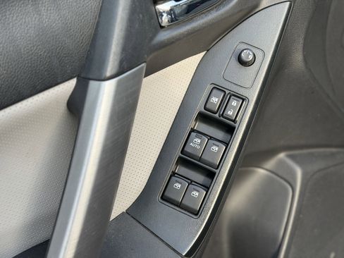 Used 2016 Subaru Forester 2.5i Limited image 20