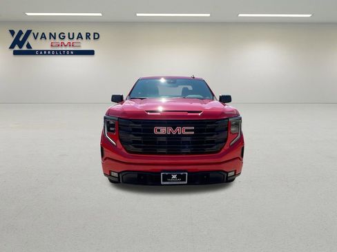 New 2025 GMC Sierra 1500 Elevation image 3