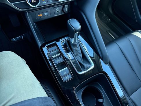 Used 2025 Acura Integra image 19