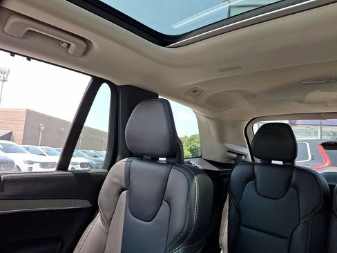 Certified 2025 Volvo XC90 B6 Ultra w/ Protection Package Premier AWD/4WD image 12