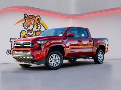 New 2025 Toyota Tacoma SR5