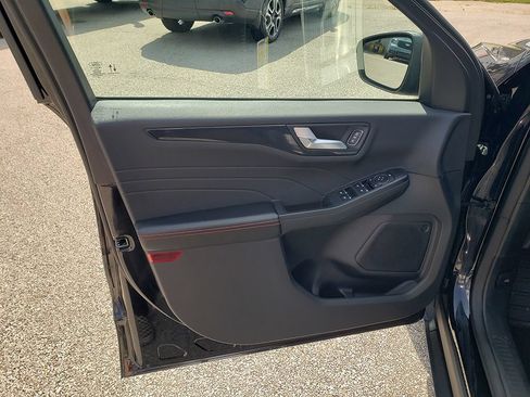 Certified 2023 Ford Escape ST-Line w/ Tech Pack #1 FWD image 10