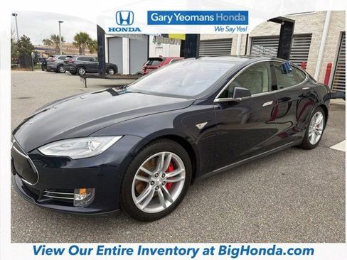 Used 2014 Tesla Model S P85D image 2