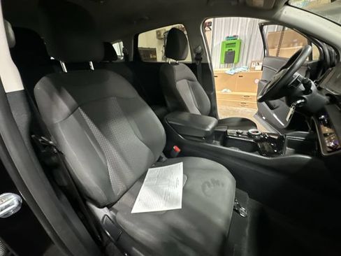 Used 2023 Kia Sportage LX AWD/4WD image 32