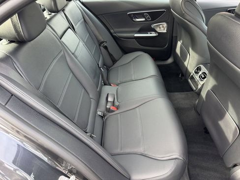 Used 2024 Mercedes-Benz C 300 4MATIC Sedan image 8