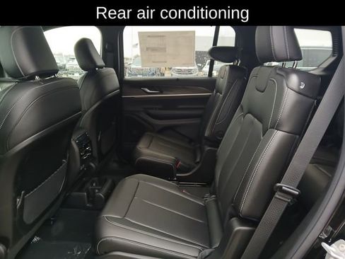 New 2025 Jeep Grand Cherokee L Limited w/ Luxury Tech Group II image 13