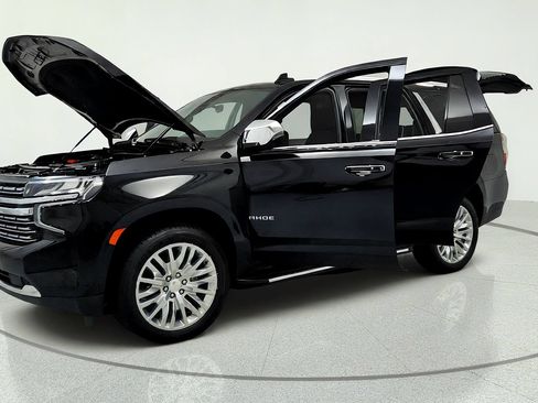 Used 2023 Chevrolet Tahoe Premier AWD/4WD image 9