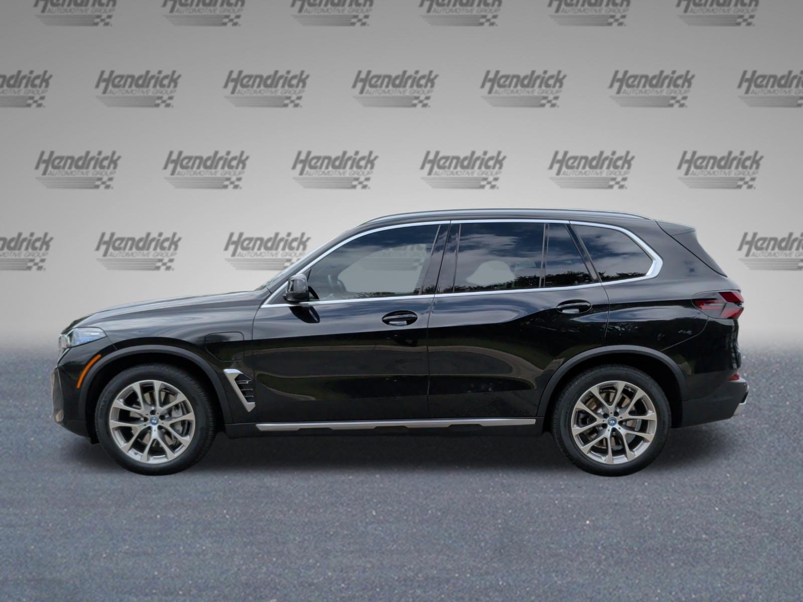 Used 2024 BMW X5 xDrive50e w/ Premium Package AWD/4WD image 10