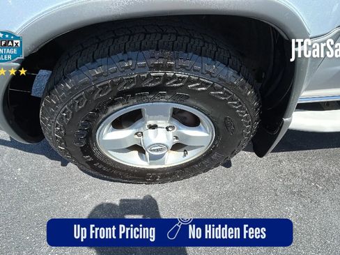 Used 2004 Nissan Xterra XE RWD image 37