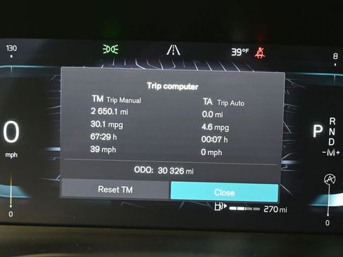 Used 2023 Volvo XC40 B4 Plus w/ Driver Assist Package image 27