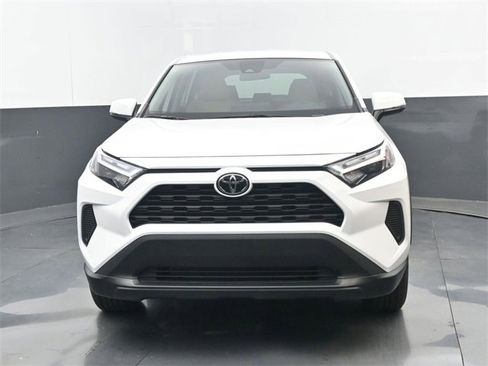 New 2025 Toyota RAV4 LE image 18
