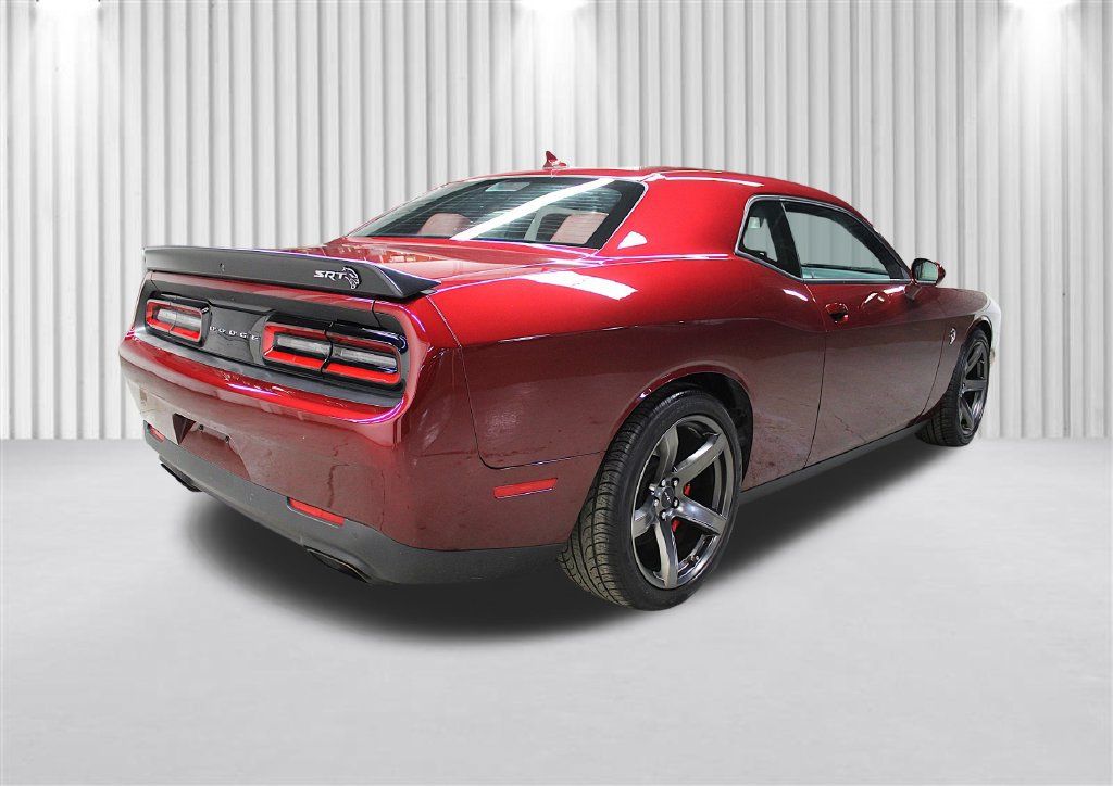 Used 2022 Dodge Challenger SRT Hellcat w/ Plus Package RWD image 3