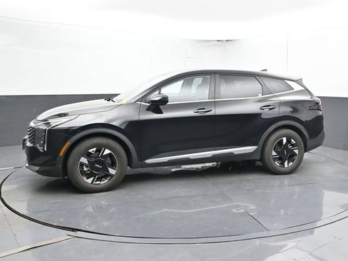 Used 2026 Kia Sportage LX FWD image 8
